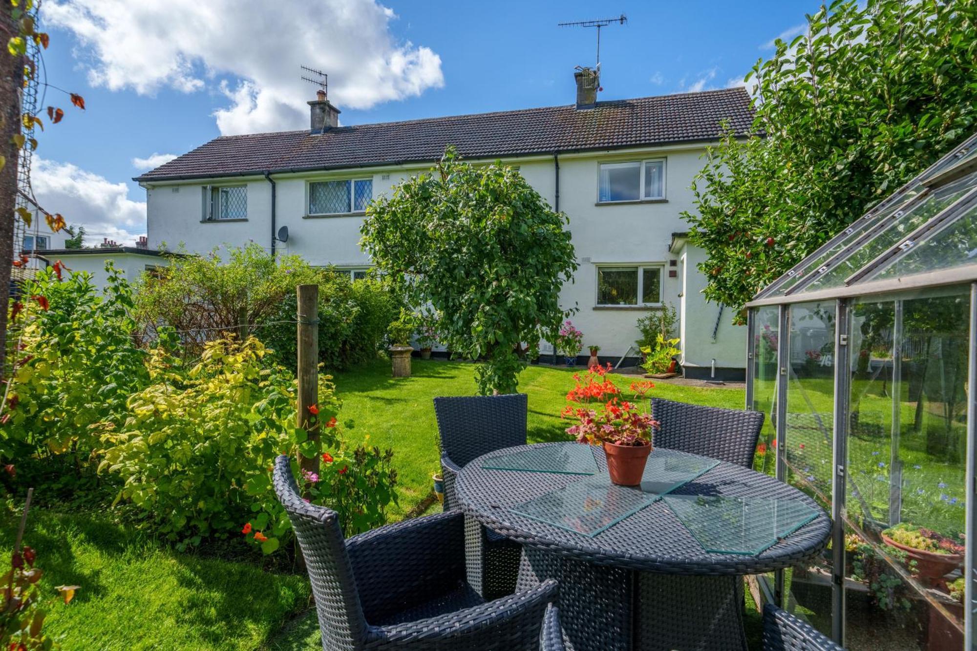 Holiday home Apple Byrd - Short Stroll Into Town Centre