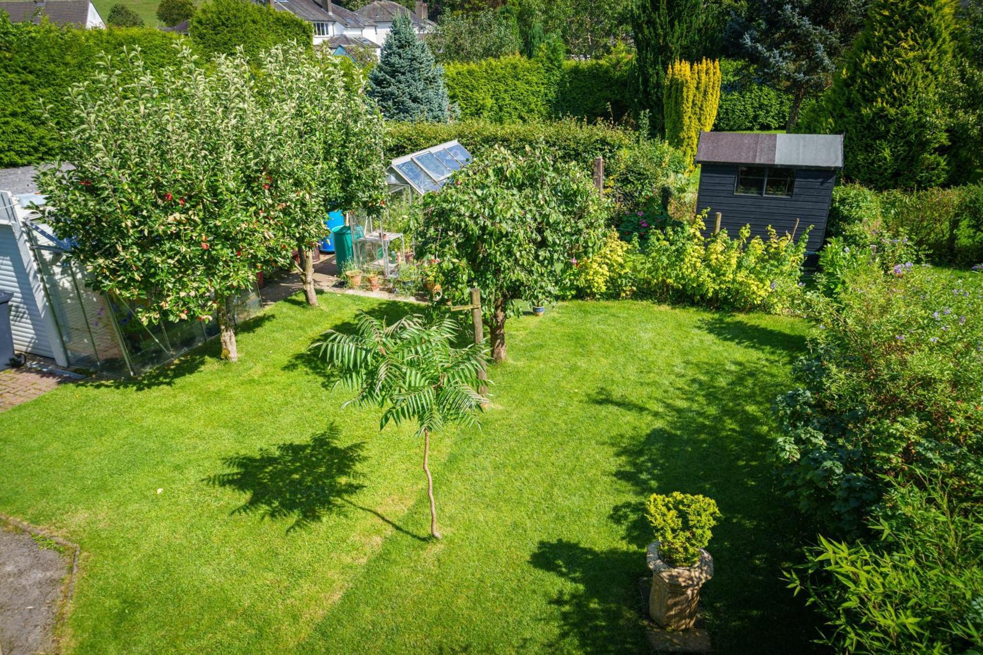 Apple Byrd - Short Stroll Into Town Centre Holiday home *