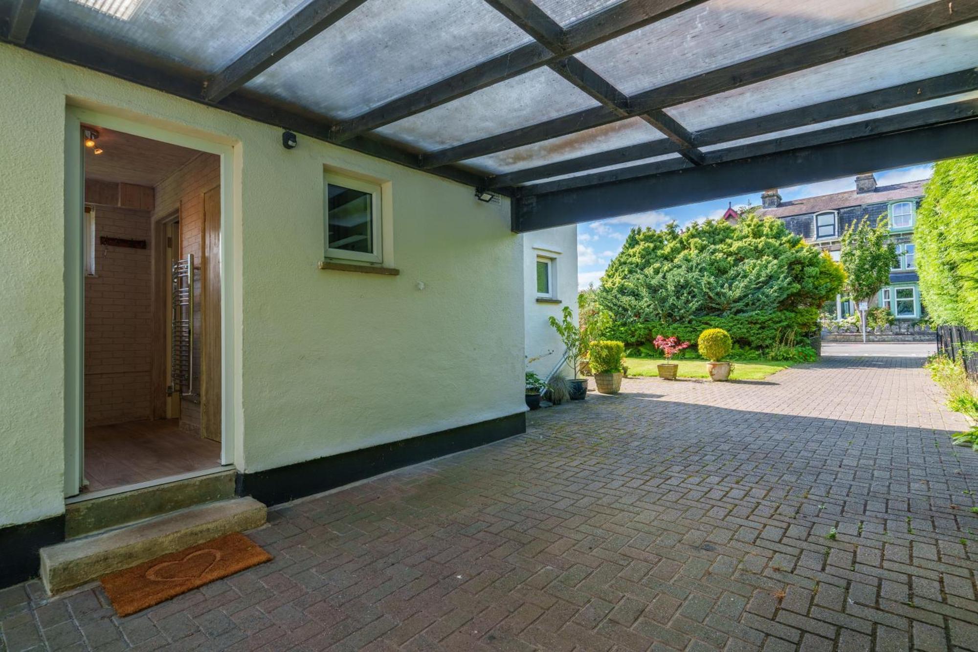 Holiday home Apple Byrd - Short Stroll Into Town Centre