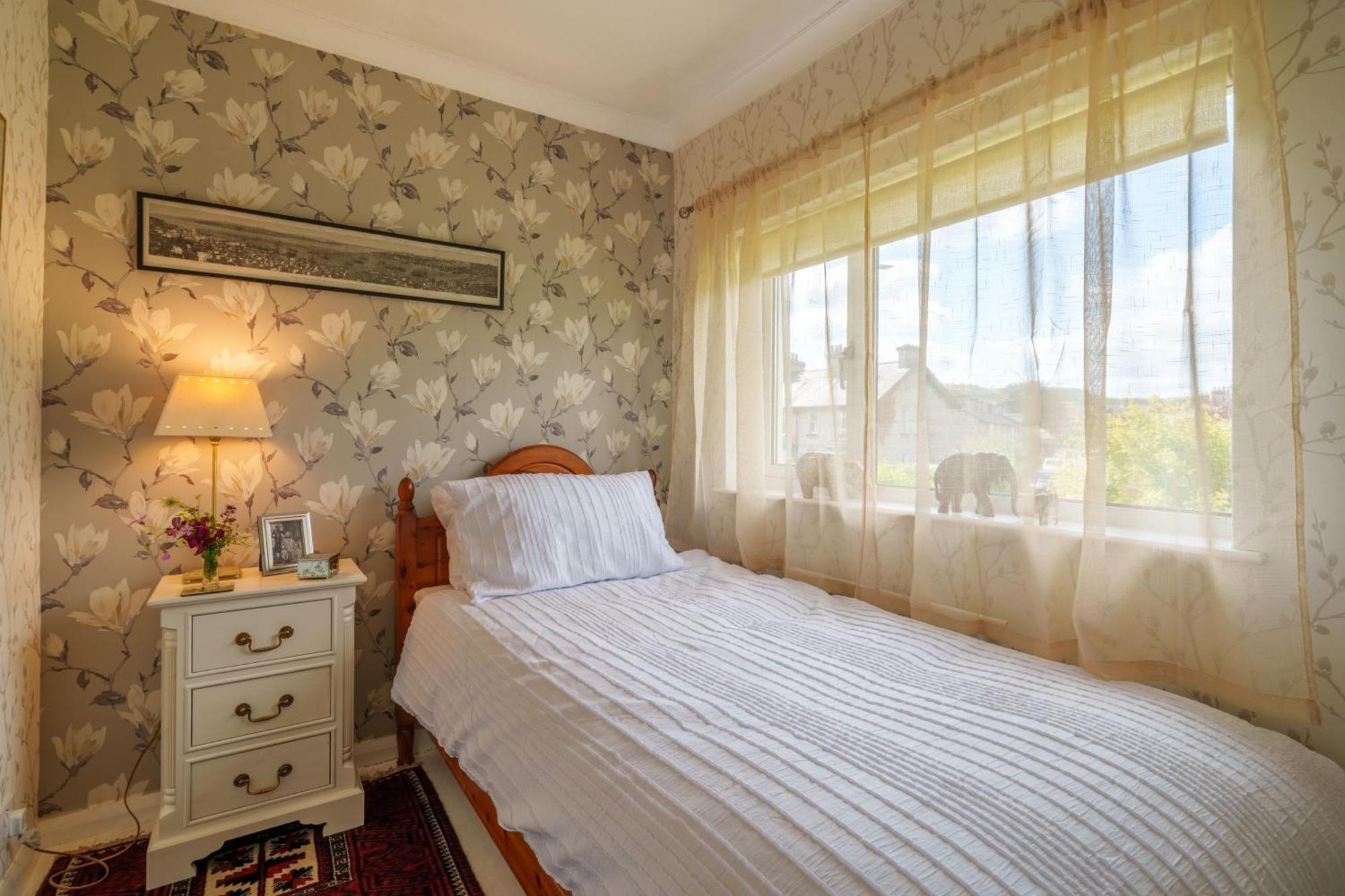 Holiday home Apple Byrd - Short Stroll Into Town Centre *